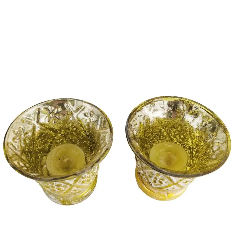 Unknown pair yellow